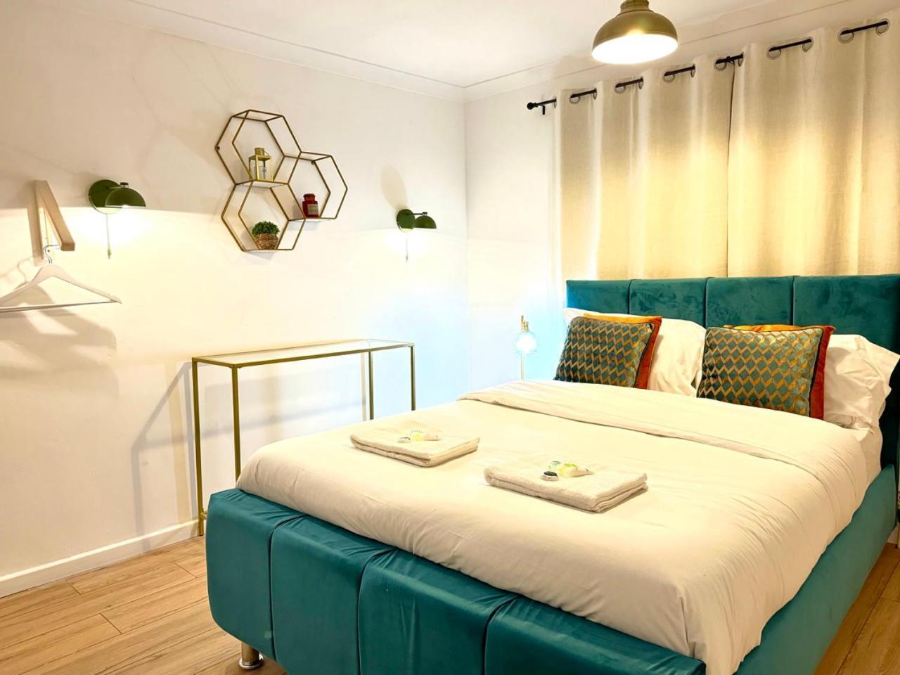 Rnm - Business Professionals Ready, Cost Effective For Large Stays! 3 Bedroom Lounge, Private Access & Entire Place, Kitchen & Washroom With Amenities, Smart Tv, Easy Access, Fast Wifi, Large Driveway, Great Transport Links, Near Worcester Hospital A Kültér fotó